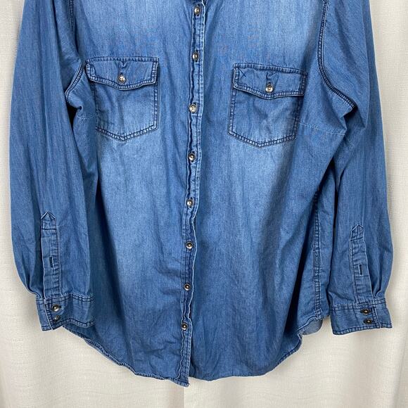 Torrid Denim Blue Button Up Shirt Sz.3 - Picture 8 of 16
